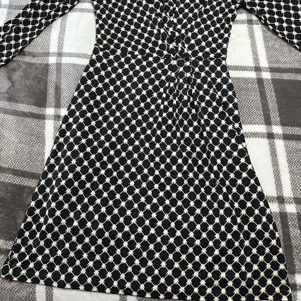 Gilli Black Dress with Cream Lattice Print — Long Sleeve